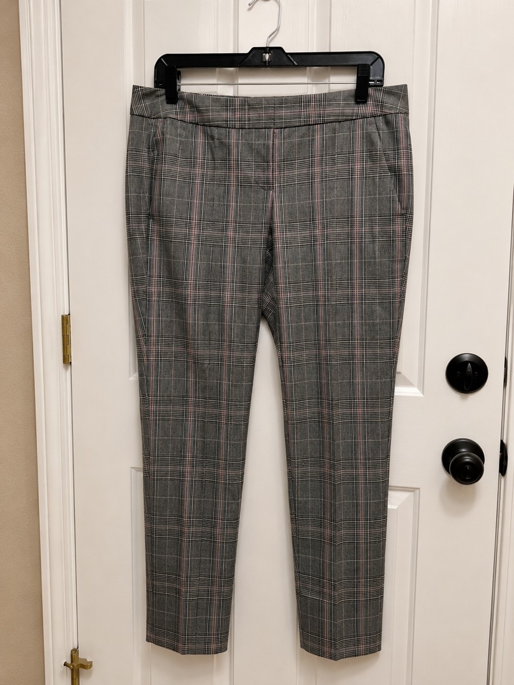 Body by Victoria Kate Fit Plaid Pants Size 8 Gray Pink Stretch Ankle